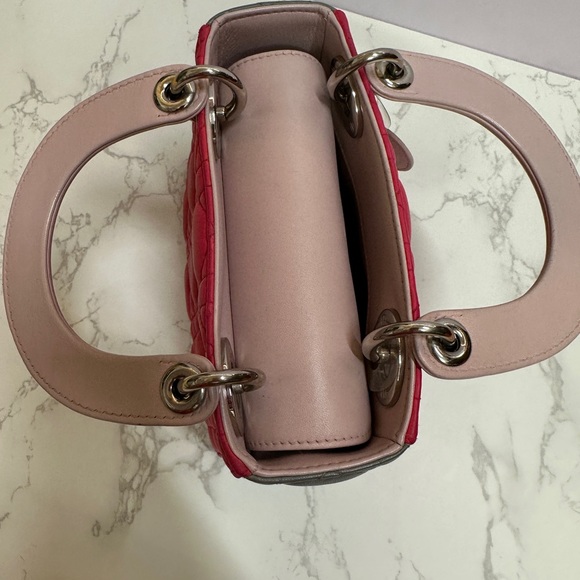 💎✨Authentic 💎✨Dior
Multicolor Cannage Quilted Lambskin Leather Mini Lady Dior - Picture 9 of 11